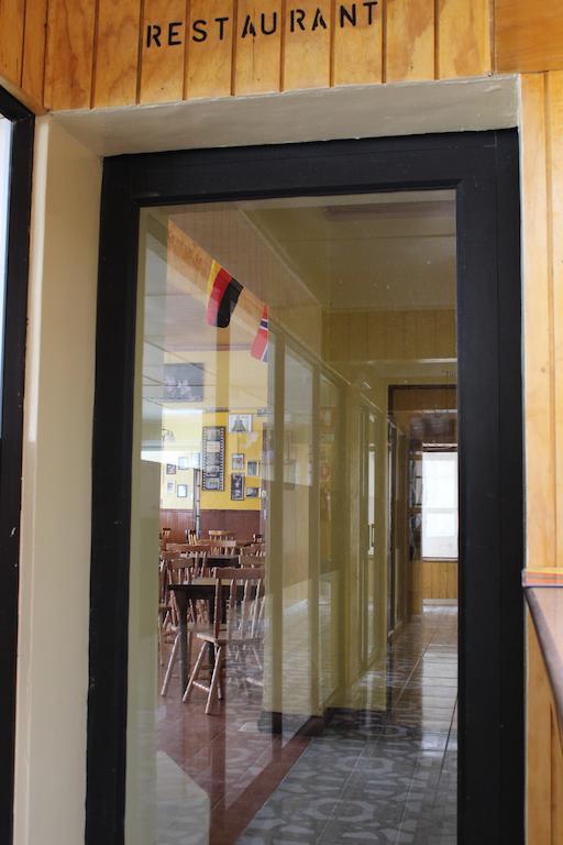 Hotel Yellow Submarine Punta Arenas Eksteriør billede